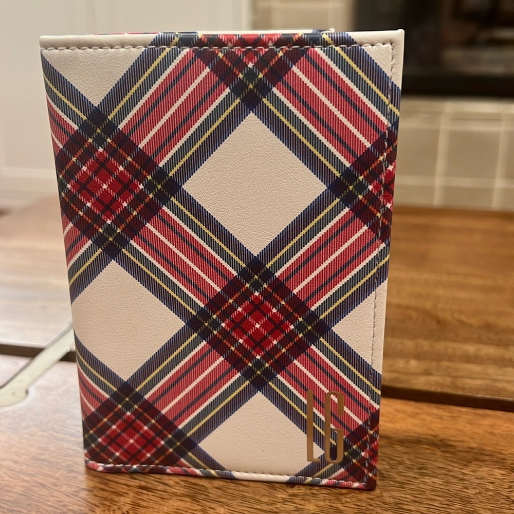 Mark & Graham Passport Holder - White Plaid
